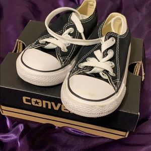 Kids converse